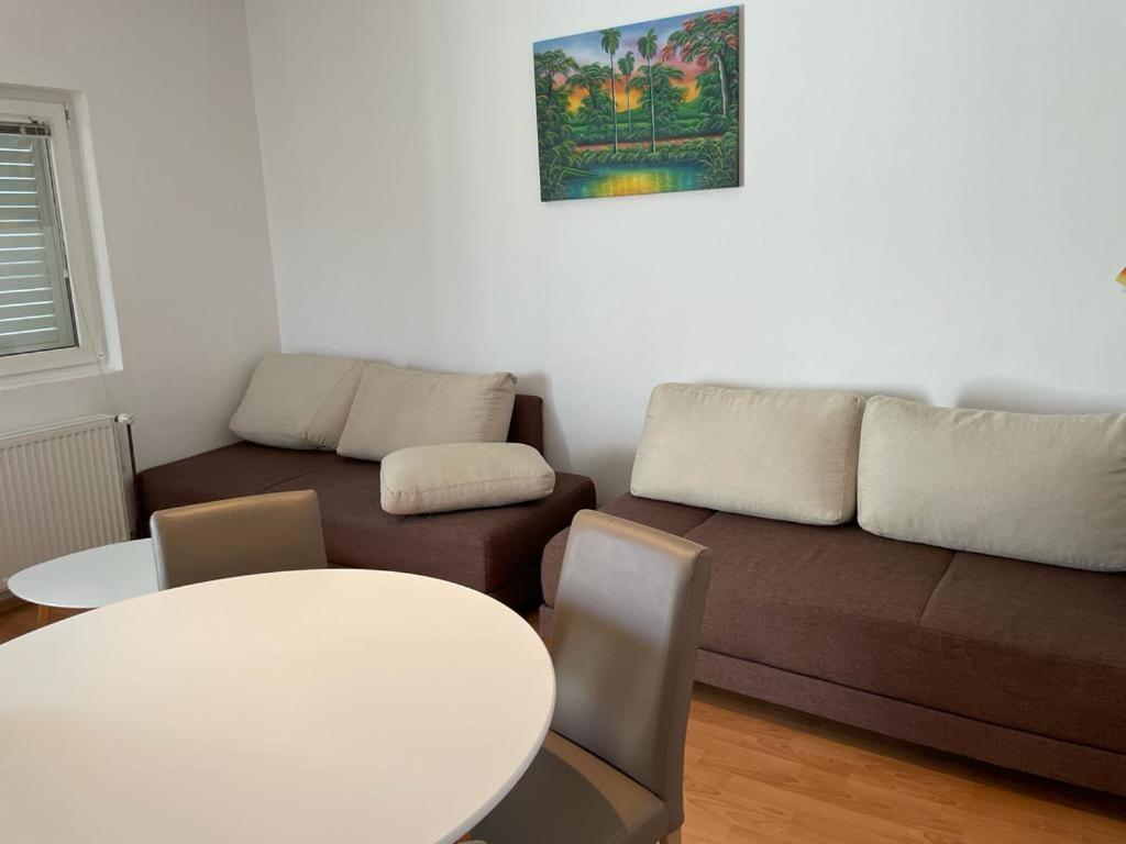 Apartment Place 2 Stay Hvar Town Exterior photo